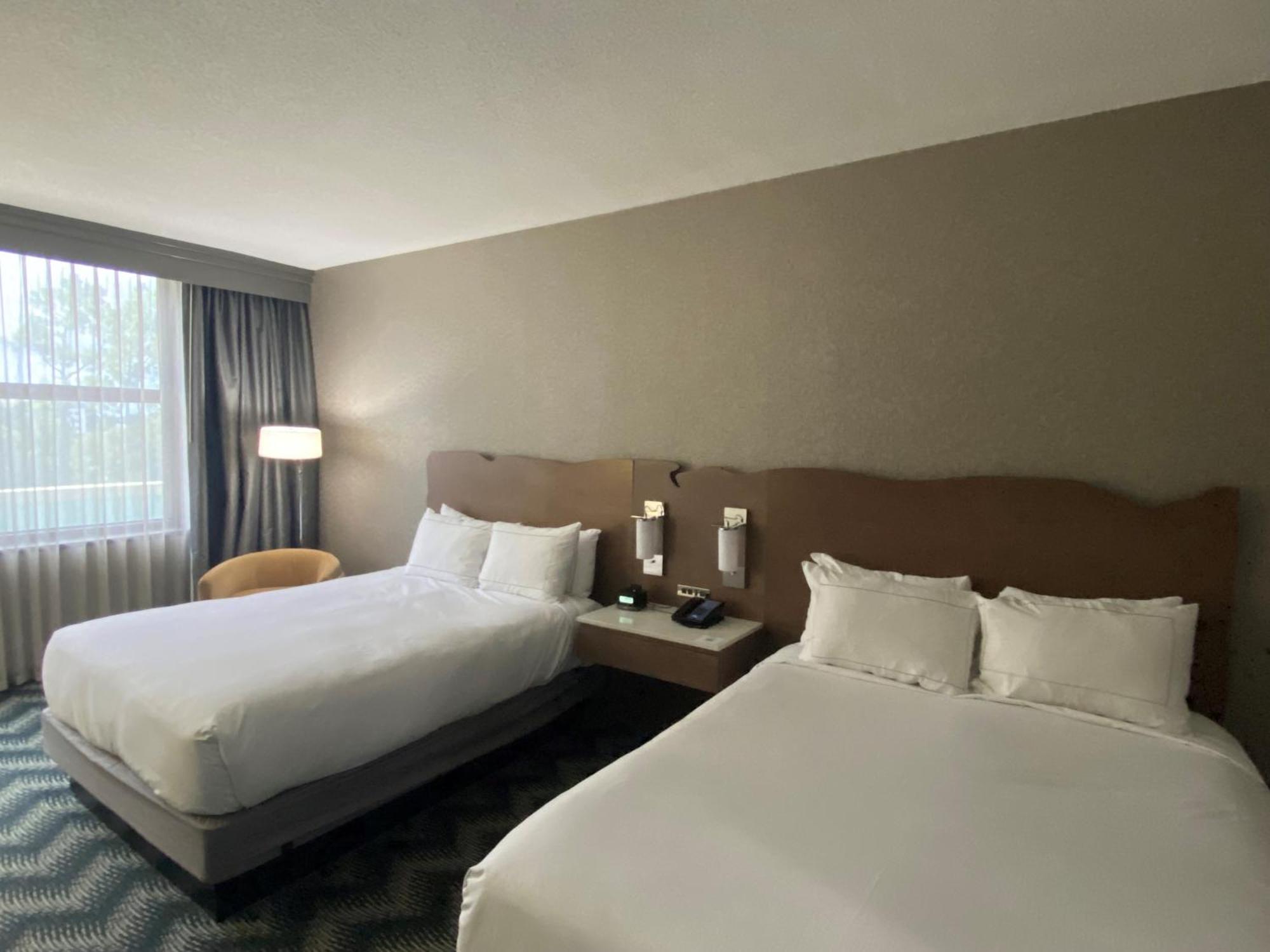 Hilton Houston North Hotel Exterior foto